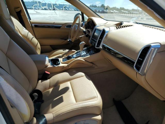 Photo 5 from auction – 2012 PORSCHE CAYENNE with VIN WP1AA2A22CLA04937