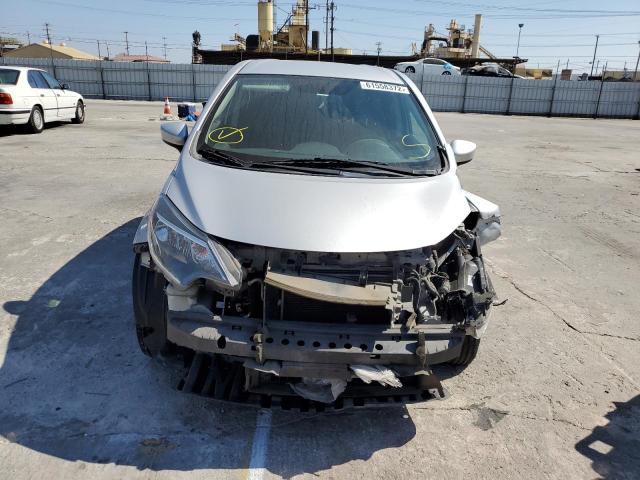 Photo 9 from auction – 2018 NISSAN VERSA NOTE with VIN 3N1CE2CP2JL356136