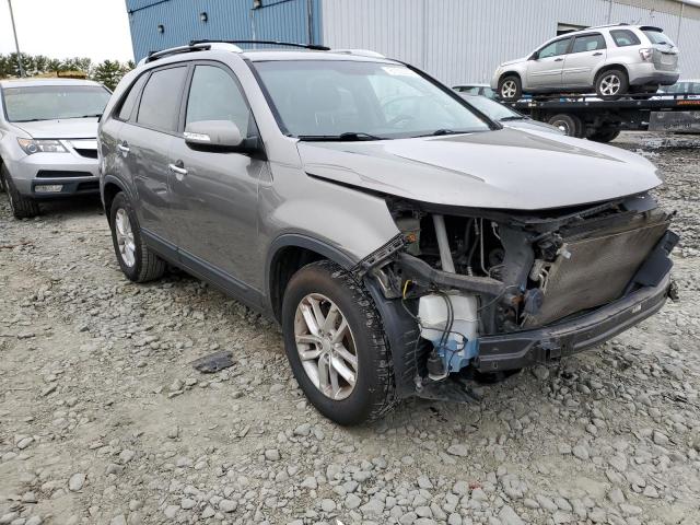 KIA SORENTO LX 2014 with VIN 5XYKT3A60EG505302 - Photo from auction