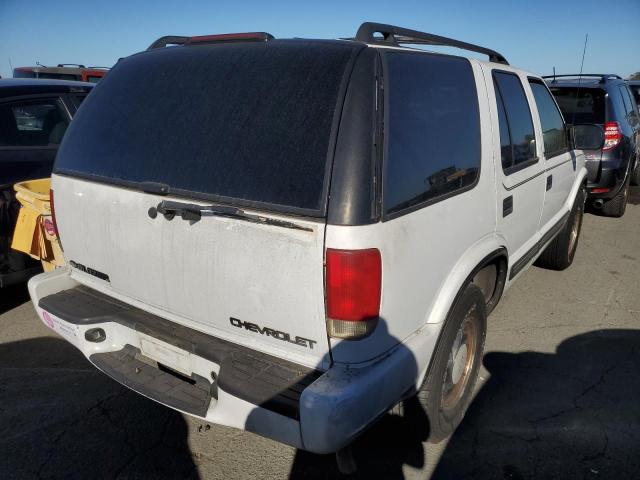 Photo 4 from auction – 2000 CHEVROLET BLAZER with VIN 1GNDT13W9YK109045