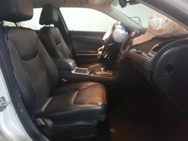 Photo 5 from auction – 2019 CHRYSLER 300 LIMITE with VIN 2C3CCAKG1KH722732