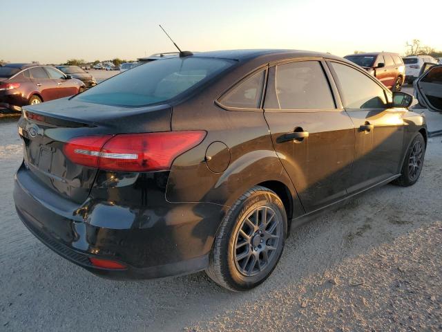Foto 4 de la subasta – 2018 FORD FOCUS S con VIN 1FADP3E22JL321603