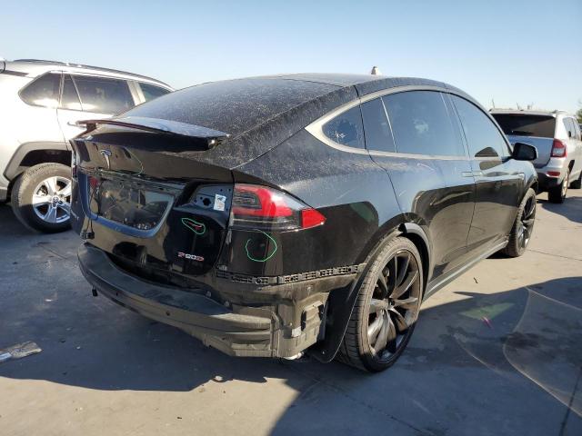 Photo 4 from auction – 2016 TESLA MODEL X with VIN 5YJXCAE44GF001235