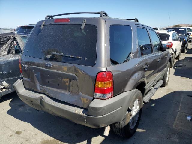 Photo 4 from auction – 2003 FORD ESCAPE XLT with VIN 1FMYU93193KB79109