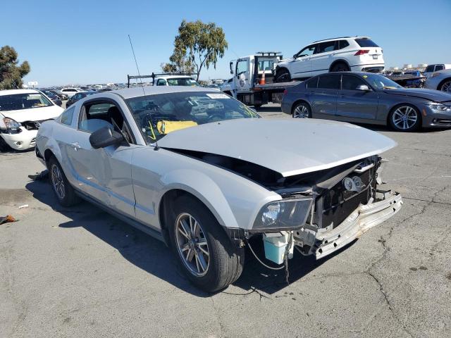 FORD MUSTANG 2005 with VIN 1ZVHT80N655185702 - Photo from auction