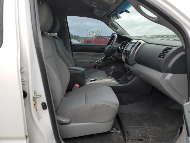 Photo 5 from auction – 2014 TOYOTA TACOMA DOU with VIN 3TMLU4EN9EM153087
