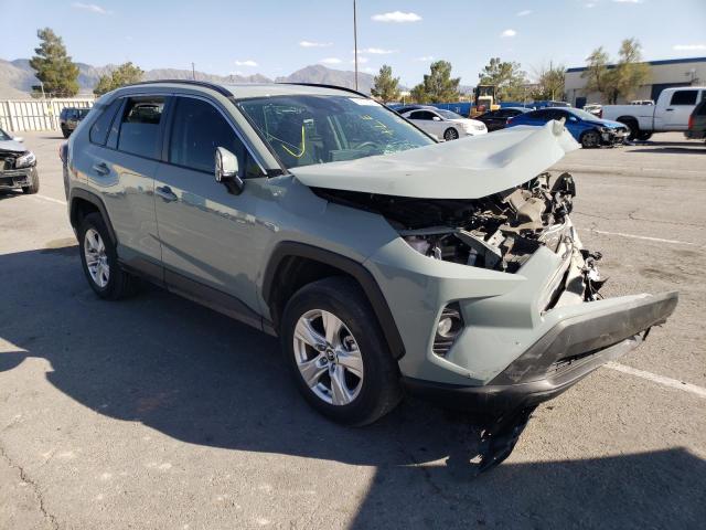 TOYOTA RAV4 XLE 2021 with VIN 2T3P1RFVXMC145715 - Photo from auction
