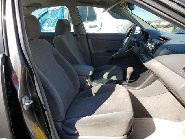 Photo 5 from auction – 2005 TOYOTA CAMRY LE with VIN 4T1BE30K15U556889