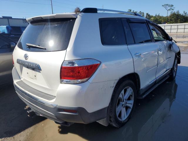 Photo 4 from auction – 2011 TOYOTA HIGHLANDER with VIN 5TDYK3EH2BS035619