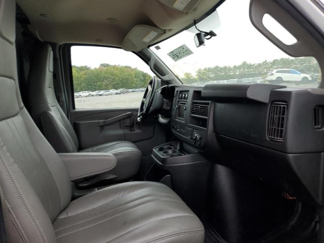 Photo 5 from auction – 2018 CHEVROLET EXPRESS G2 with VIN 1GCWGAFP0J1320916