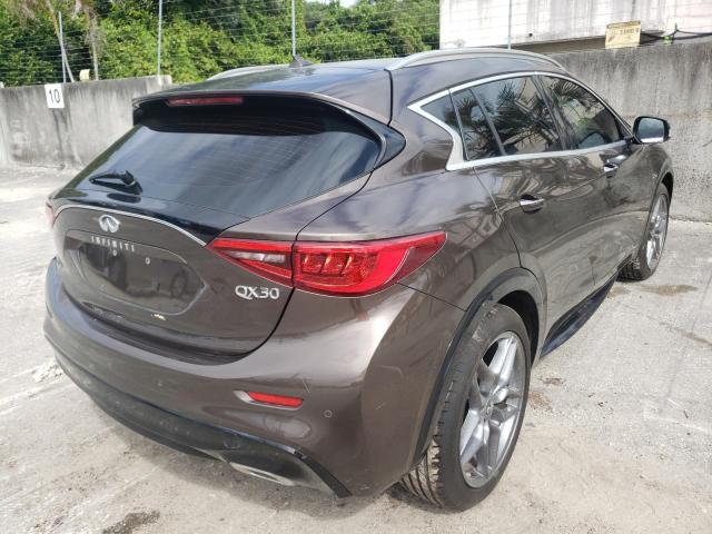 Photo 4 from auction – 2017 INFINITI QX30 BASE with VIN SJKCH5CP2HA034987