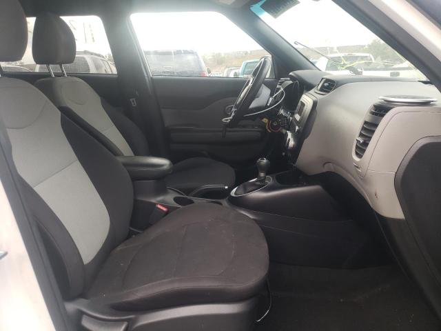 Photo 5 from auction – 2015 KIA SOUL with VIN KNDJN2A25F7127375