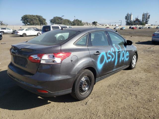 Photo 4 from auction – 2018 FORD FOCUS S with VIN 1FADP3E24JL313468
