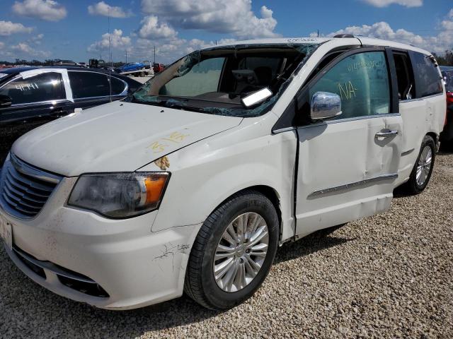 Photo 2 from auction – 2013 CHRYSLER TOWN & COU with VIN 2C4RC1GG6DR726660