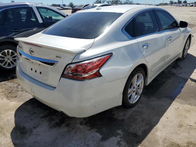 Photo 4 from auction – 2015 NISSAN ALTIMA 2.5 with VIN 1N4AL3AP2FC153291