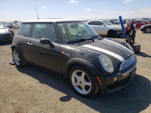 MINI COOPER 2005 with VIN WMWRC33405TJ66357 - Photo from auction