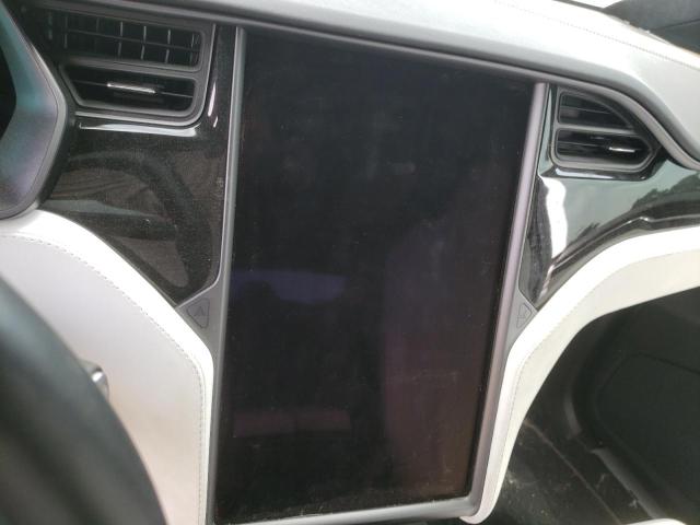 Photo 8 from auction – 2020 TESLA MODEL X with VIN 5YJXCDE20LF250268