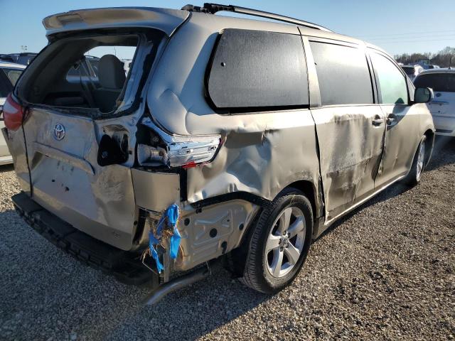 Photo 4 from auction – 2015 TOYOTA SIENNA LE with VIN 5TDKK3DCXFS677653