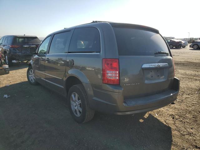 Photo 3 from auction – 2010 CHRYSLER TOWN & COU with VIN 2A4RR5D15AR415393