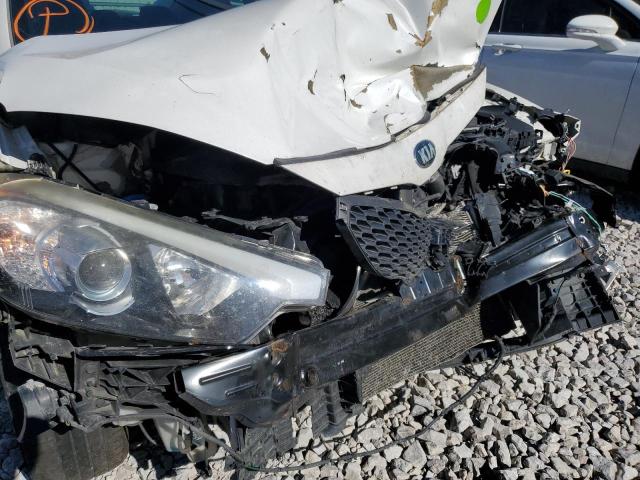 Photo 9 from auction – 2015 KIA FORTE LX with VIN KNAFX4A62F5400702