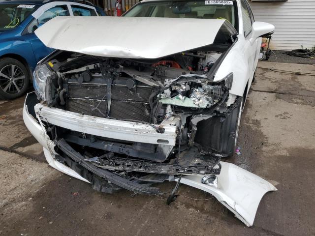 Photo 9 from auction – 2014 LEXUS ES 300H with VIN JTHBW1GG3E2065046