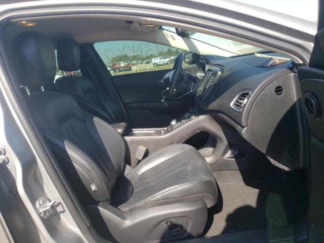 Photo 5 from auction – 2017 CHRYSLER 200 LIMITE with VIN 1C3CCCAB1HN509524
