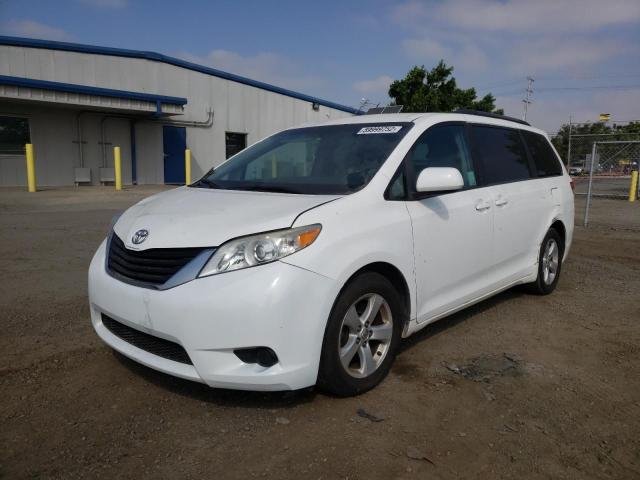 Photo 2 from auction – 2014 TOYOTA SIENNA LE with VIN 5TDKK3DC3ES407291