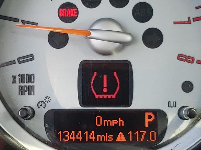Photo 8 from auction – 2008 MINI COOPER with VIN WMWMF33568TT59644
