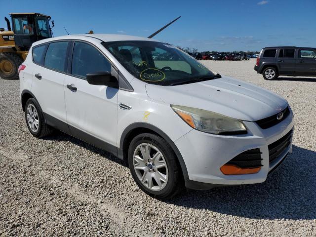 FORD ESCAPE S 2015 with VIN 1FMCU0F78FUB89130 - Photo from auction