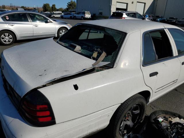 Photo 9 from auction – 2005 FORD CROWN VICT with VIN 2FAFP71W15X140476