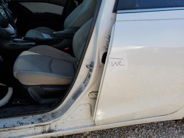 Photo 9 from auction – 2014 MAZDA 3 TOURING with VIN JM1BM1V74E1115615