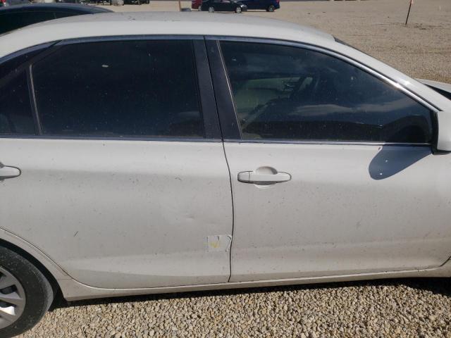Photo 9 from auction – 2016 TOYOTA CAMRY LE with VIN 4T4BF1FK2GR564629