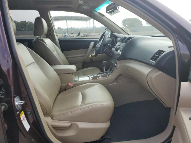 Photo 5 from auction – 2011 TOYOTA HIGHLANDER with VIN 5TDZK3EH4BS038655