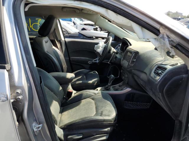 Photo 5 from auction – 2018 JEEP COMPASS LA with VIN 3C4NJDBB1JT155055