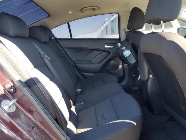 Photo 6 from auction – 2017 KIA FORTE LX with VIN 3KPFK4A76HE159115