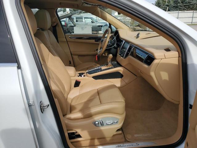Photo 5 from auction – 2016 PORSCHE MACAN S with VIN WP1AB2A58GLB50935
