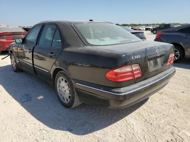 Photo 3 from auction – 2001 MERCEDES-BENZ E 320 with VIN WDBJF65J51B251785