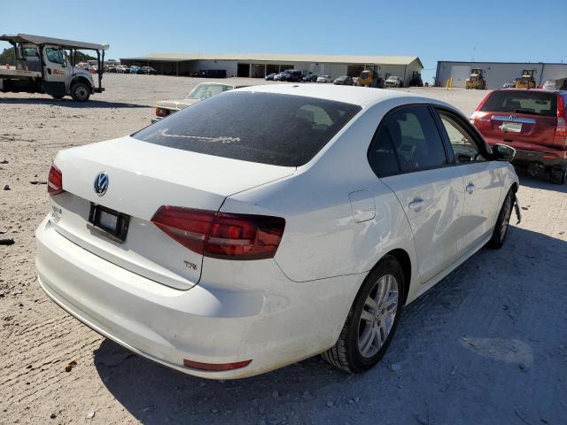 Photo 4 from auction – 2018 VOLKSWAGEN JETTA S with VIN 3VW2B7AJ6JM230818