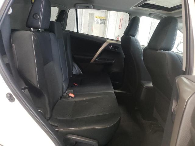 Photo 6 from auction – 2014 TOYOTA RAV4 XLE with VIN 2T3RFREV8EW126687