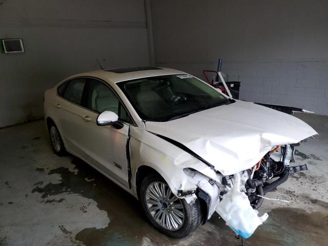 FORD FUSION SE 2016 مع رقم تعريف المركبة 3FA6P0PU0GR322121 - صورة من المزاد