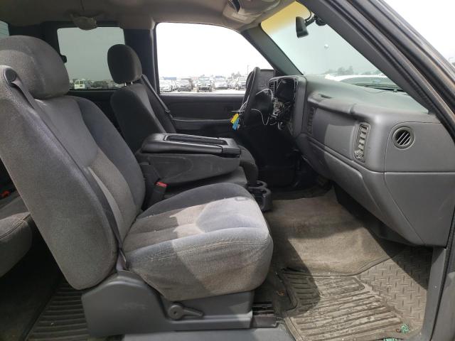 Photo 5 from auction – 2003 CHEVROLET SILVERADO with VIN 2GCEC19V131257761
