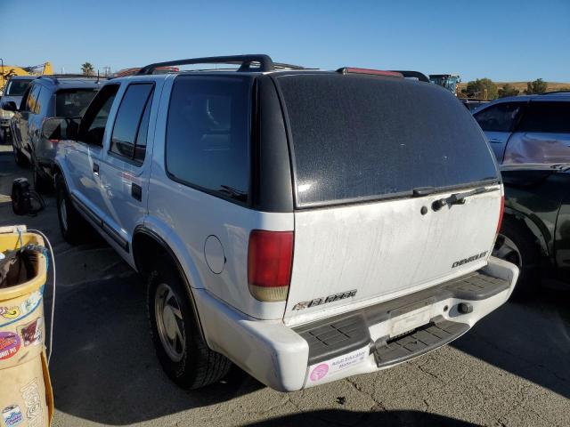 Photo 3 from auction – 2000 CHEVROLET BLAZER with VIN 1GNDT13W9YK109045