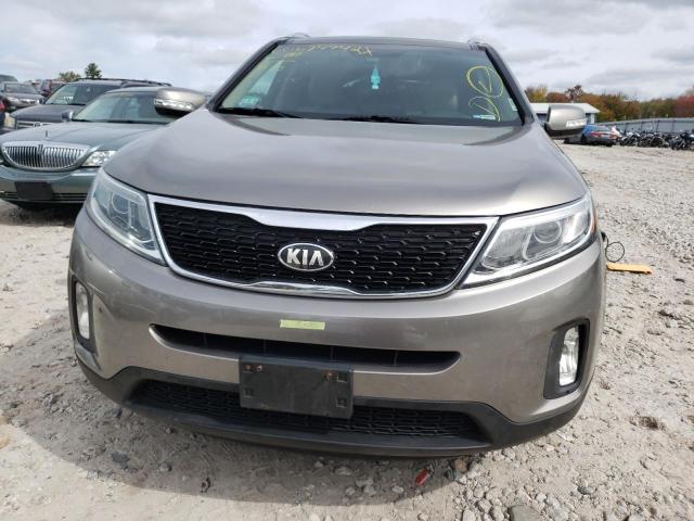 Photo 9 from auction – 2015 KIA SORENTO EX with VIN 5XYKU4A76FG647991