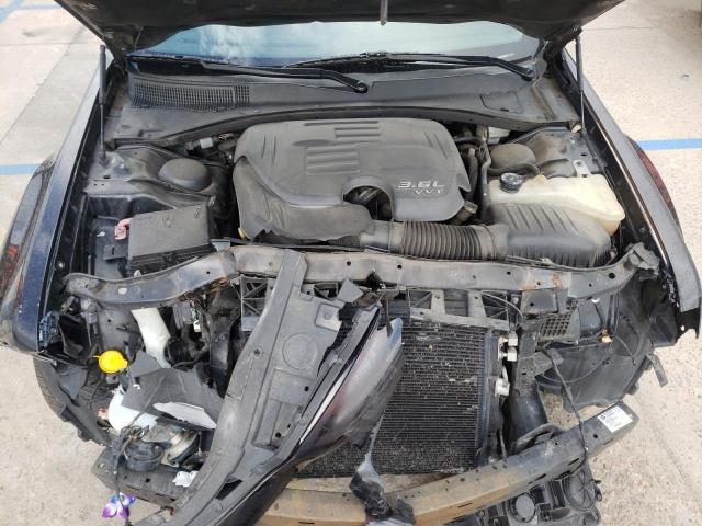 Photo 7 from auction – 2015 CHRYSLER 300C with VIN 2C3CCAEGXFH864367