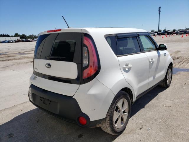 Foto 4 de la subasta – 2015 KIA SOUL con VIN KNDJN2A28F7121005