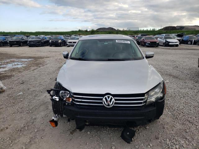 Photo 9 from auction – 2014 VOLKSWAGEN UK with VIN 1VWBS7A39EC096766