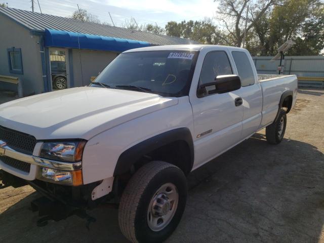 Photo 2 from auction – 2006 CHEVROLET SILVERADO with VIN 1GCHK29U96E220229