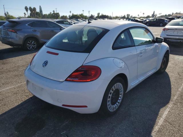 Photo 4 from auction – 2013 VOLKSWAGEN BEETLE with VIN 3VWJP7AT3DM682941