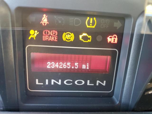 Photo 8 from auction – 2007 LINCOLN NAVIGATOR with VIN 5LMFU27597LJ16195