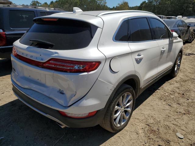 Photo 4 from auction – 2016 LINCOLN MKC SELECT with VIN 5LMCJ2C99GUJ01372